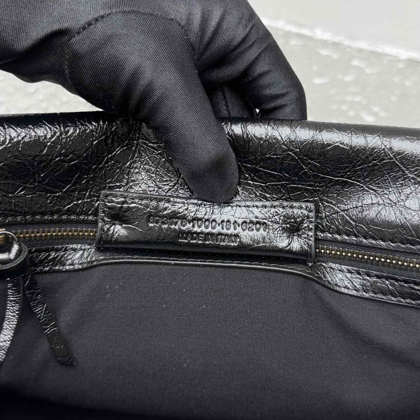 Balenciaga  Le City Leather Shoulder Bag - DesignerGu