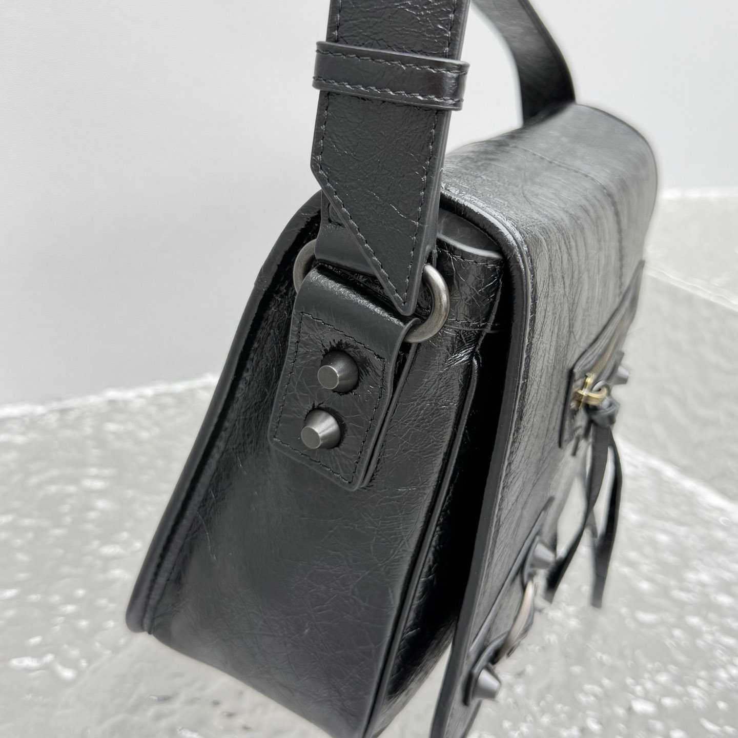 Balenciaga  Le City Leather Shoulder Bag - DesignerGu