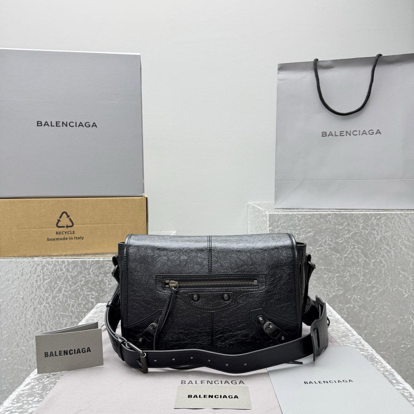 Balenciaga  Le City Leather Shoulder Bag - DesignerGu