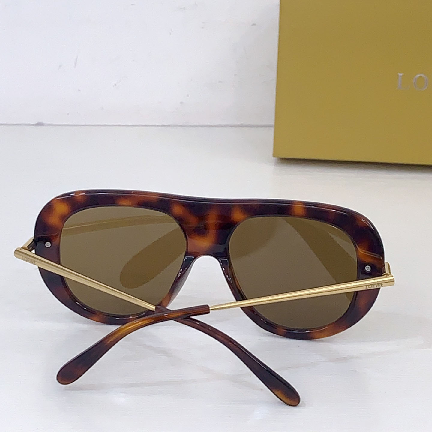 Loewe LW40186I Sunglasses  - DesignerGu