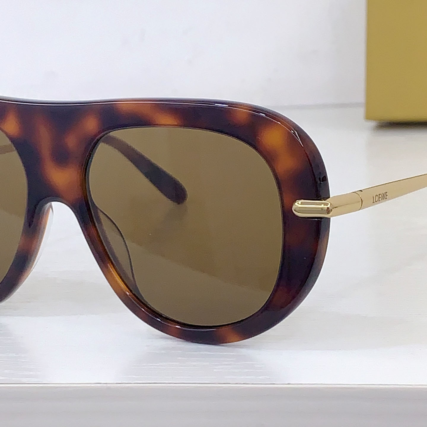 Loewe LW40186I Sunglasses  - DesignerGu