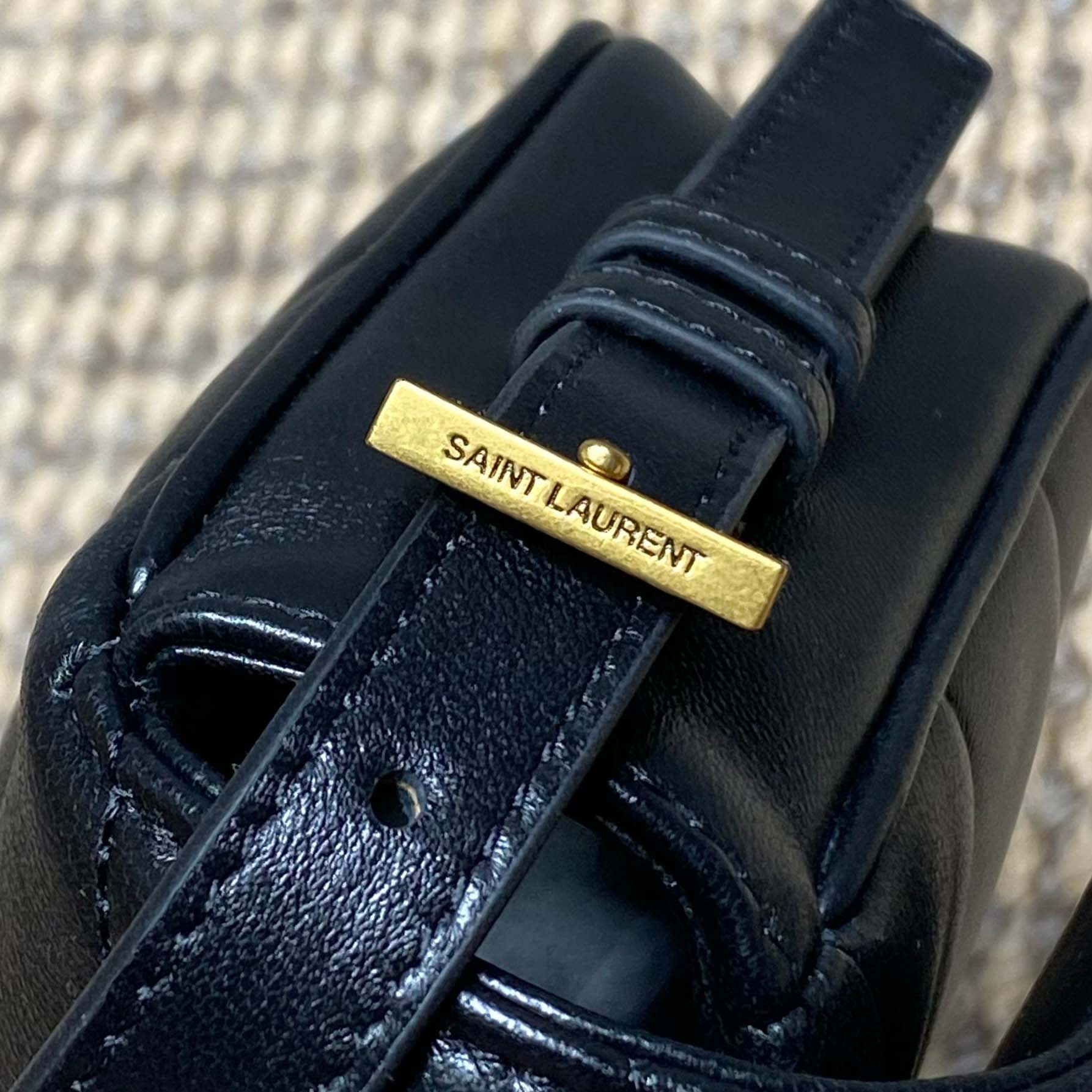 Saint Laurent LOULOU Toy Crossbody In MATELASSÉ Lambskin - DesignerGu
