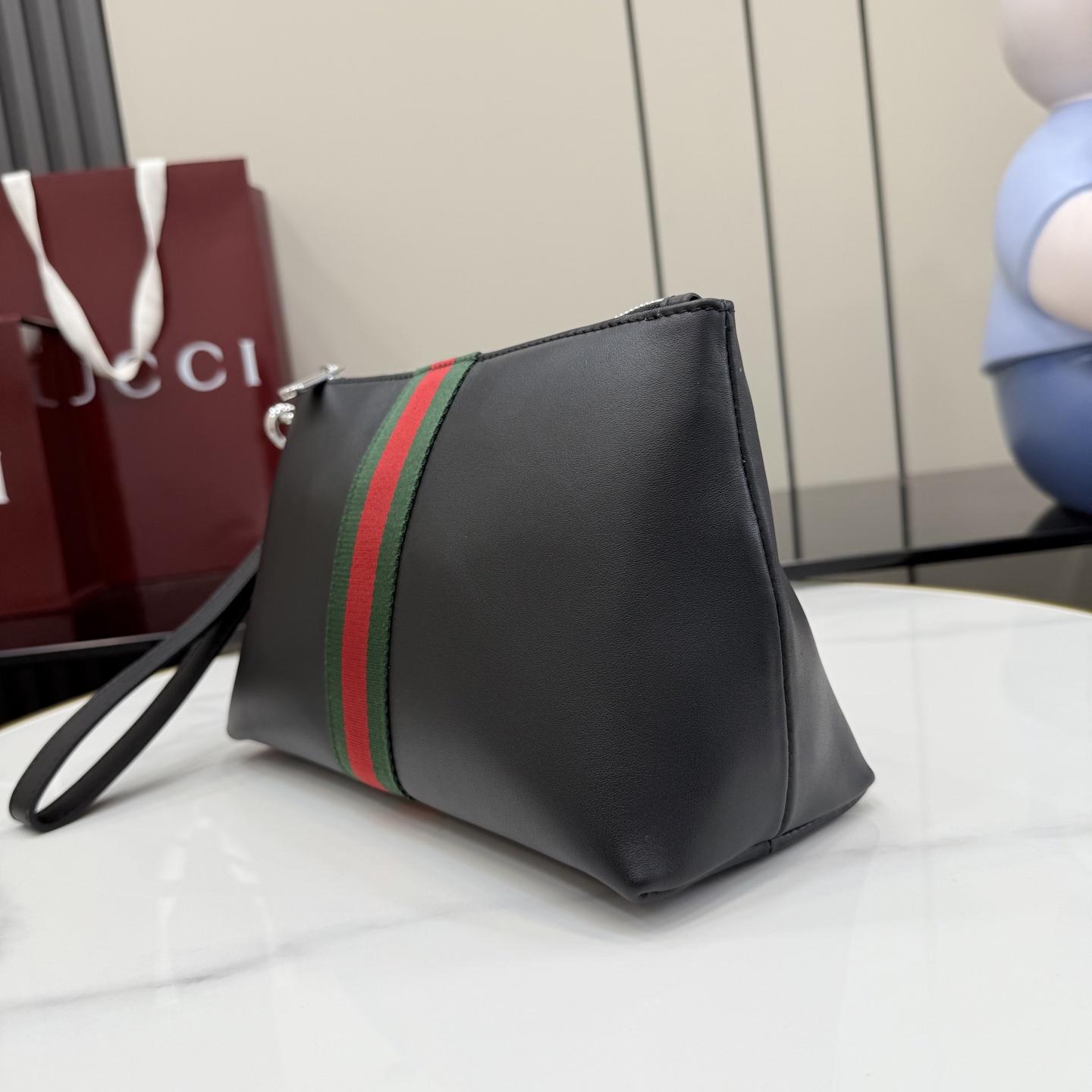 Gucci Web Trademark Medium Pouch - DesignerGu