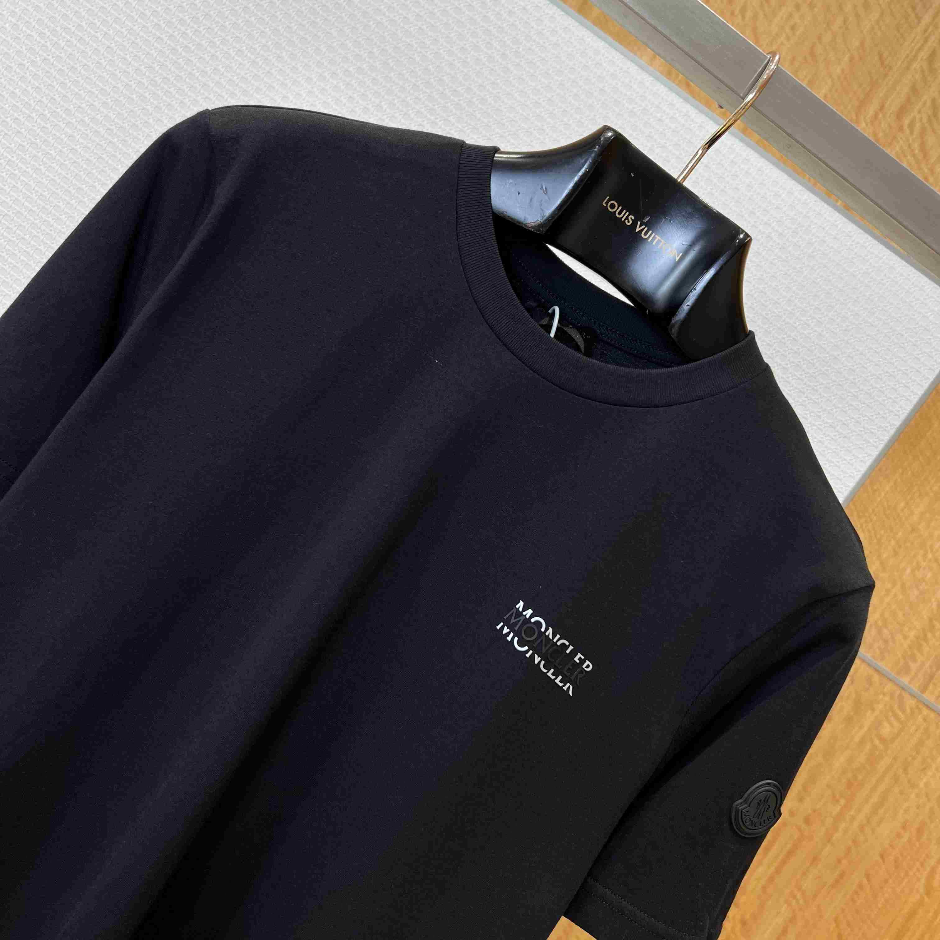 Moncler Logo Cotton T-shirt - DesignerGu