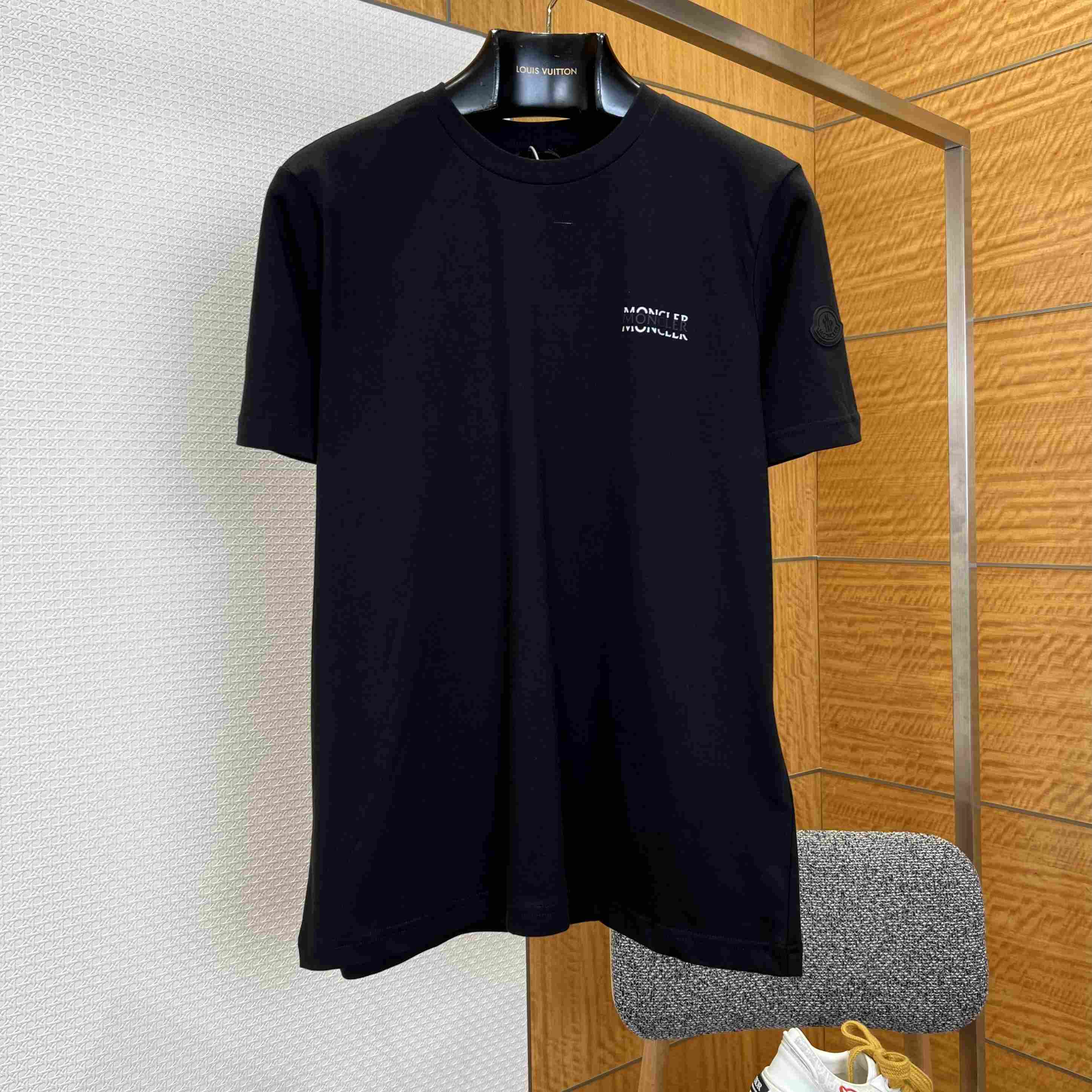 Moncler Logo Cotton T-shirt - DesignerGu