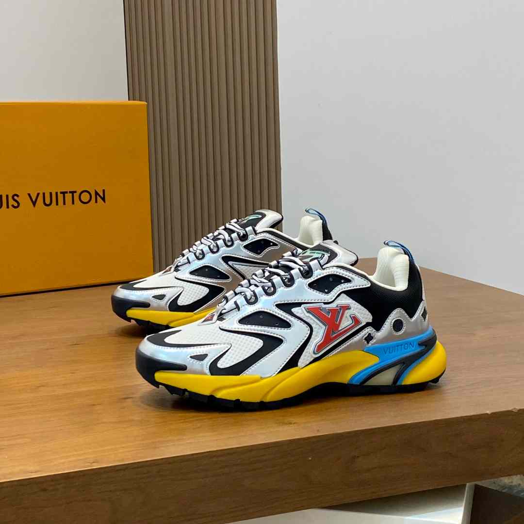 Louis Vuitton  Runner Tatic Sneaker  - DesignerGu