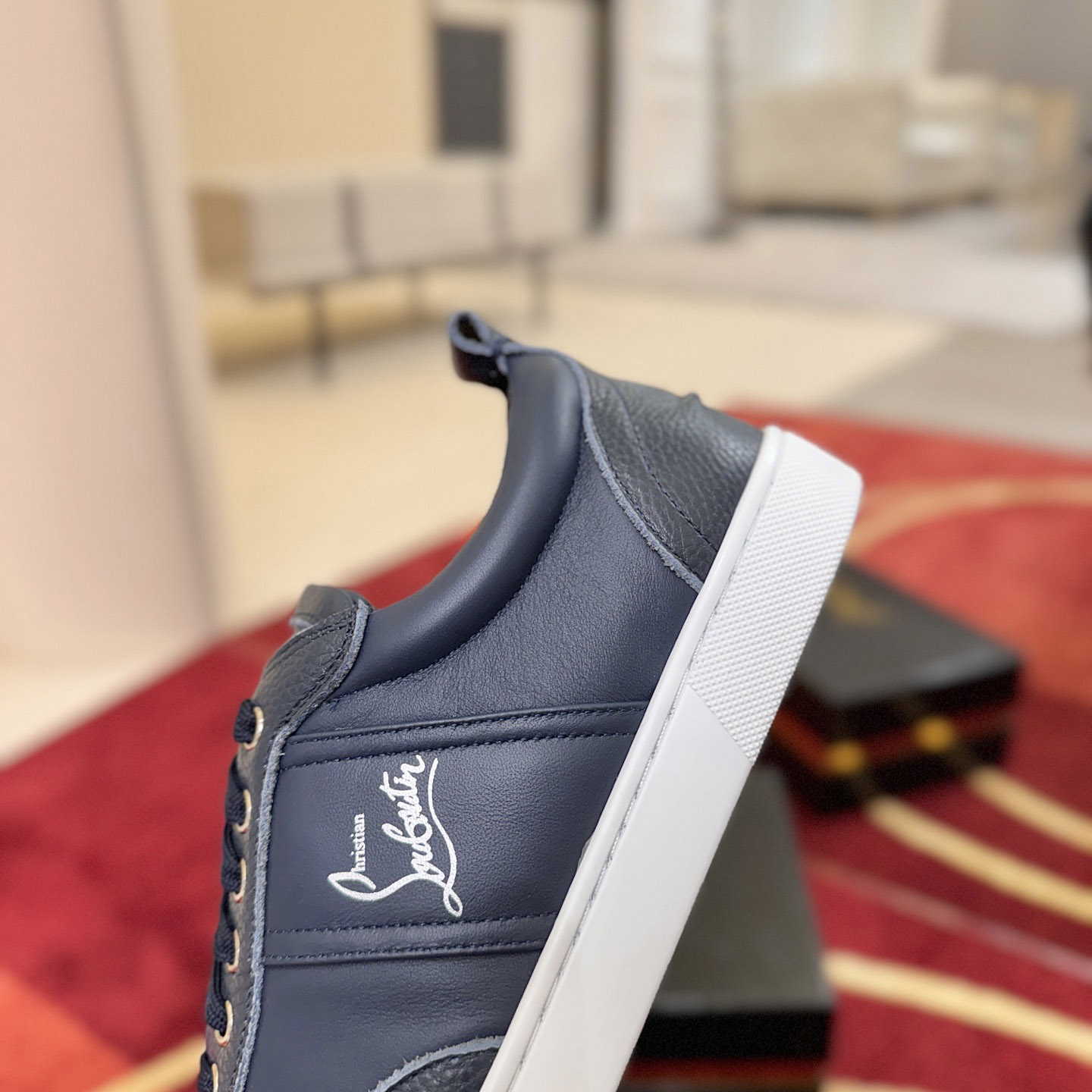 Christian Louboutin Retero Sneakers - DesignerGu
