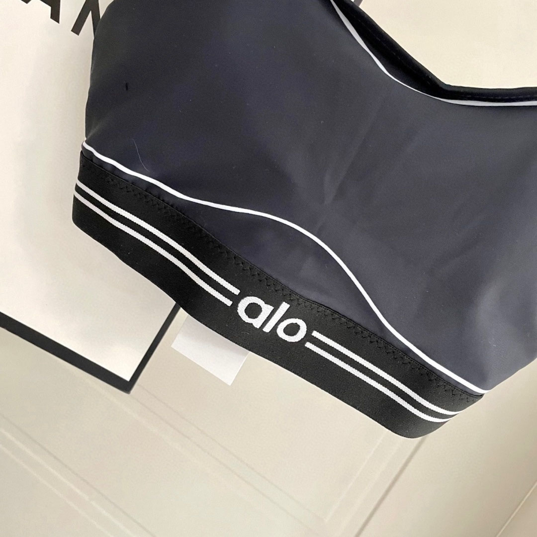 Alo Yoga - DesignerGu