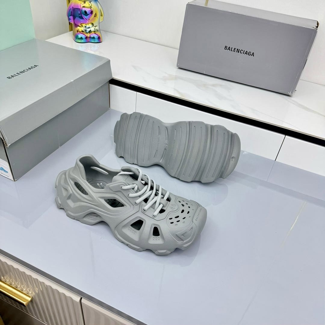 Balenciaga HD Lace-Up Sneakers - DesignerGu