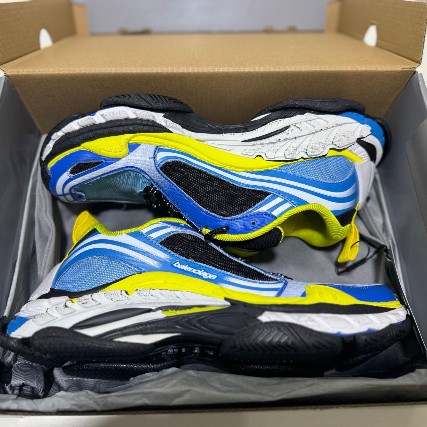 Balenciaga Triple S .2 Sneaker  - DesignerGu