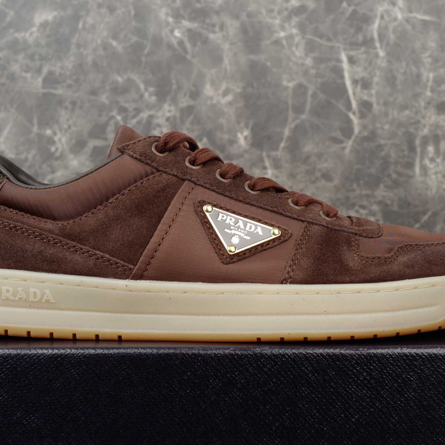 Prada Downtown Re-Nylon And Suede Sneakers（upon uk size） - DesignerGu