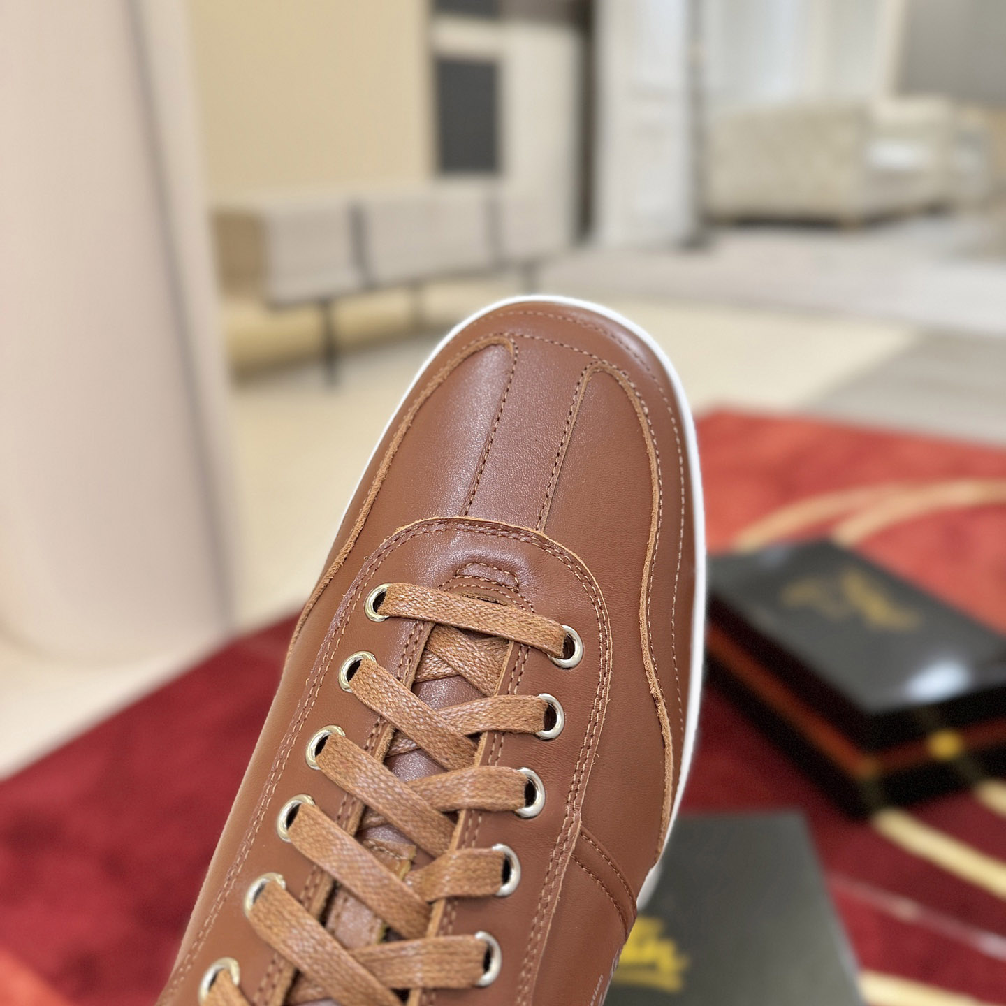 Christian Louboutin Retero Sneakers - DesignerGu