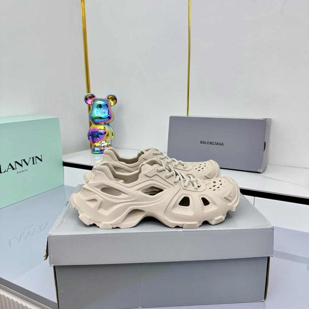 Balenciaga HD Lace-Up Sneakers - DesignerGu