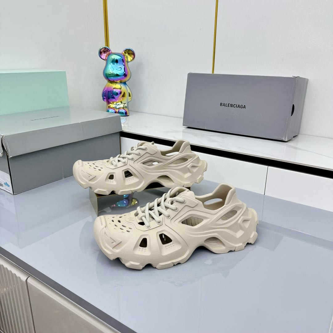 Balenciaga HD Lace-Up Sneakers - DesignerGu