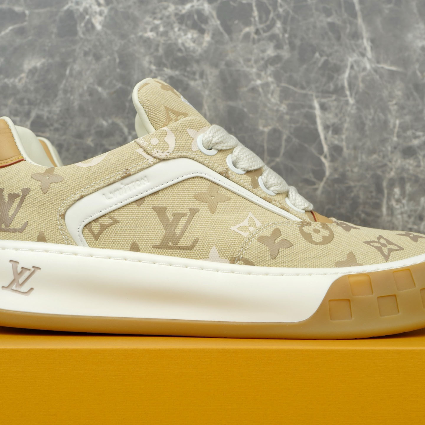 Louis Vuitton LV Tilted Sneaker 1AK81O - DesignerGu