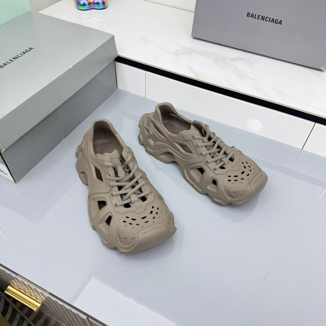 Balenciaga HD Lace-Up Sneakers - DesignerGu