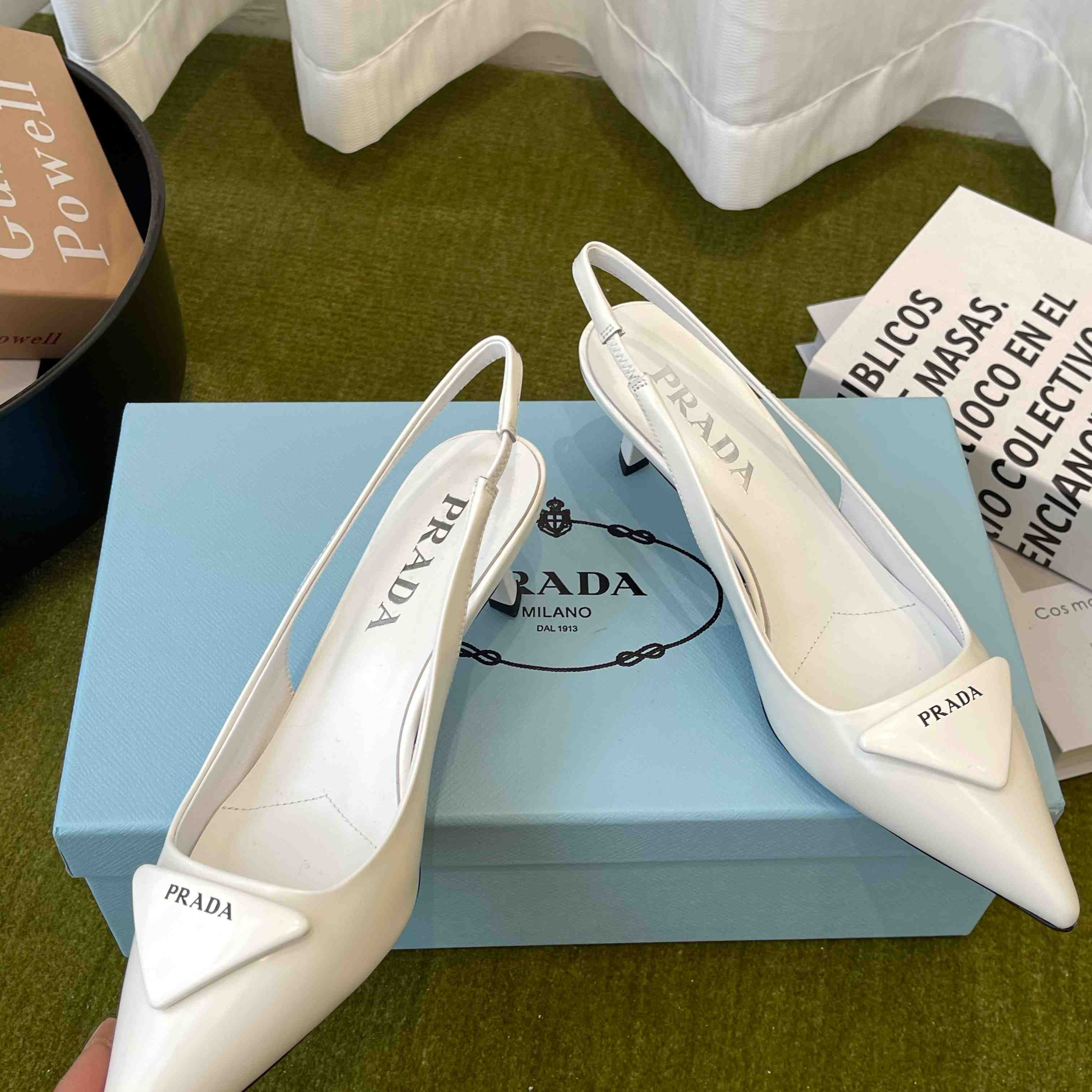 Prada Patent Leather Slingback Pumps - DesignerGu
