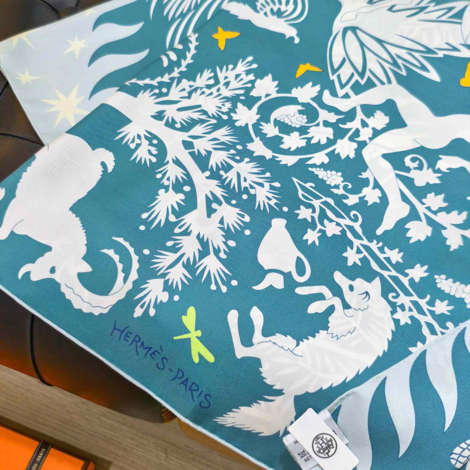 Hermes Sous le Charme D'Orphee Detail Scarf  - DesignerGu