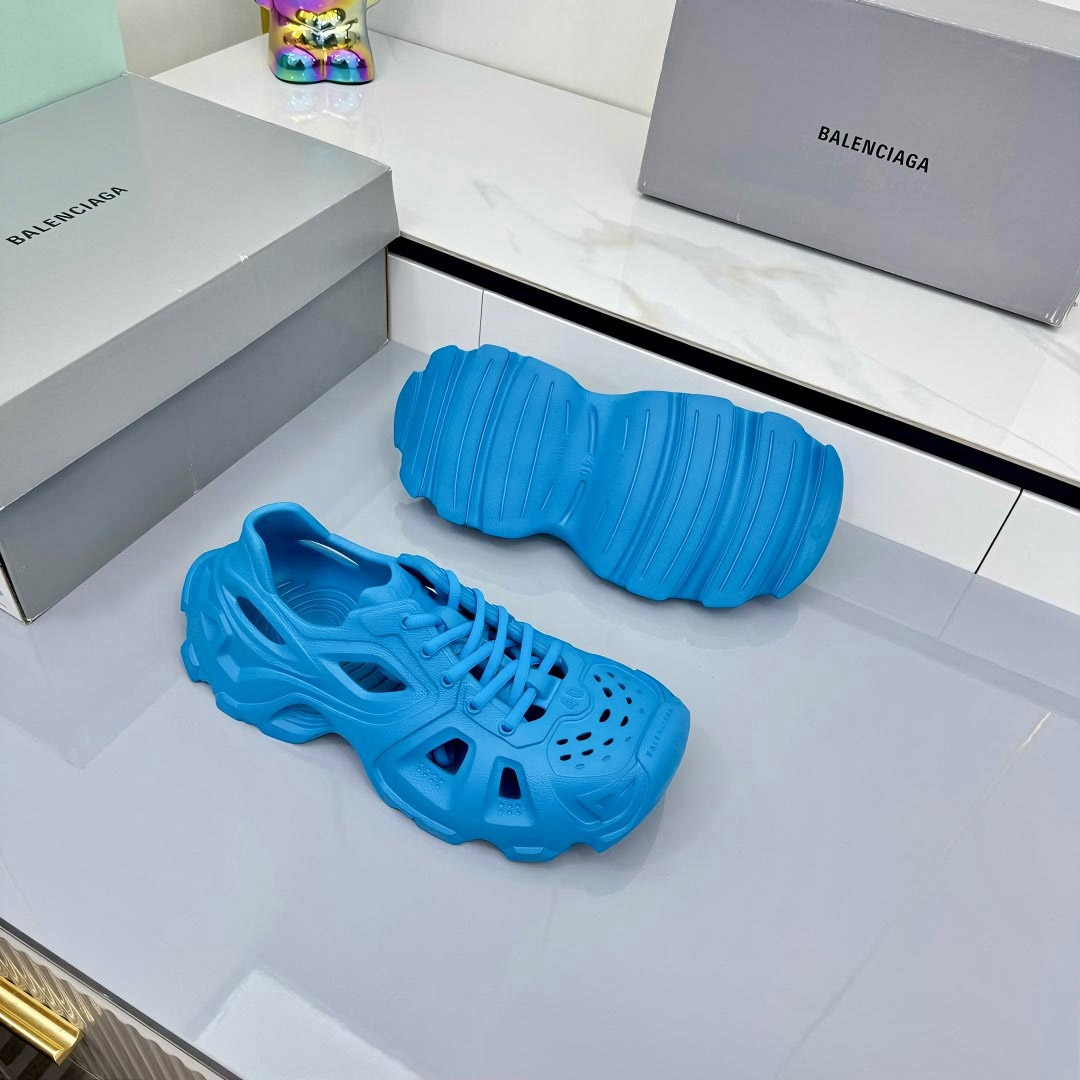 Balenciaga HD Lace-Up Sneakers - DesignerGu
