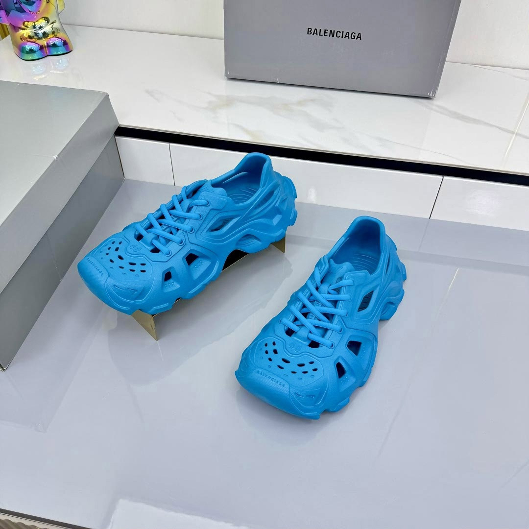 Balenciaga HD Lace-Up Sneakers - DesignerGu