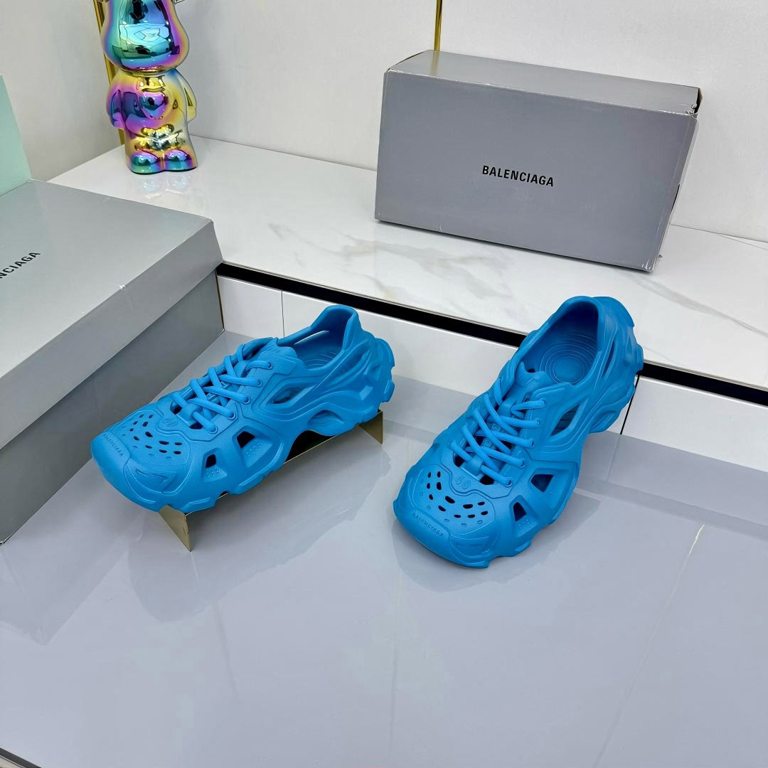 Balenciaga HD Lace-Up Sneakers - DesignerGu
