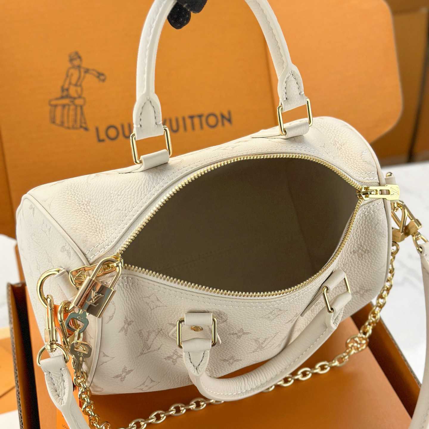 Louis Vuitton Speedy Bandoulière 25 M26690 - DesignerGu