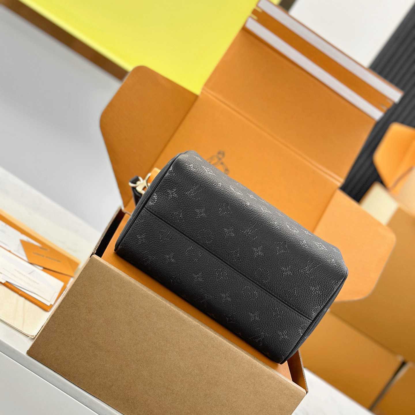 Louis Vuitton Speedy Bandoulière 25 M26486 - DesignerGu