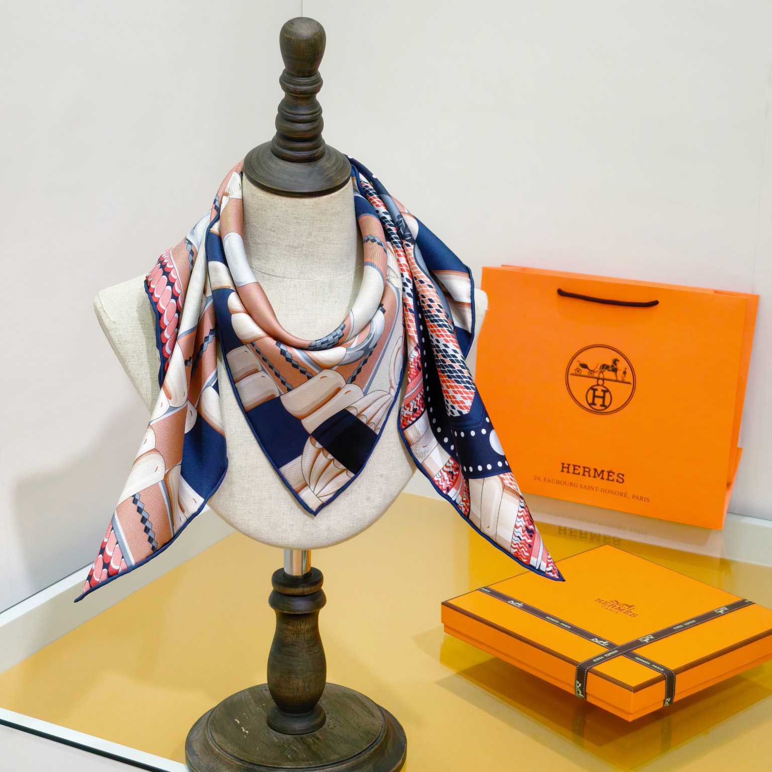 Hermes Flora Y Plata Scarf 90 - DesignerGu