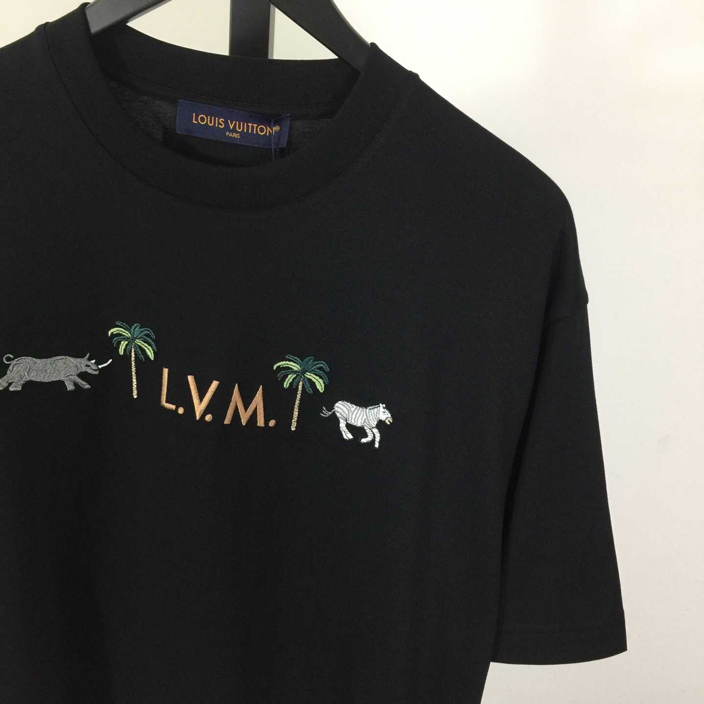 Louis Vuitton Logo Cotton T-Shirt  - DesignerGu