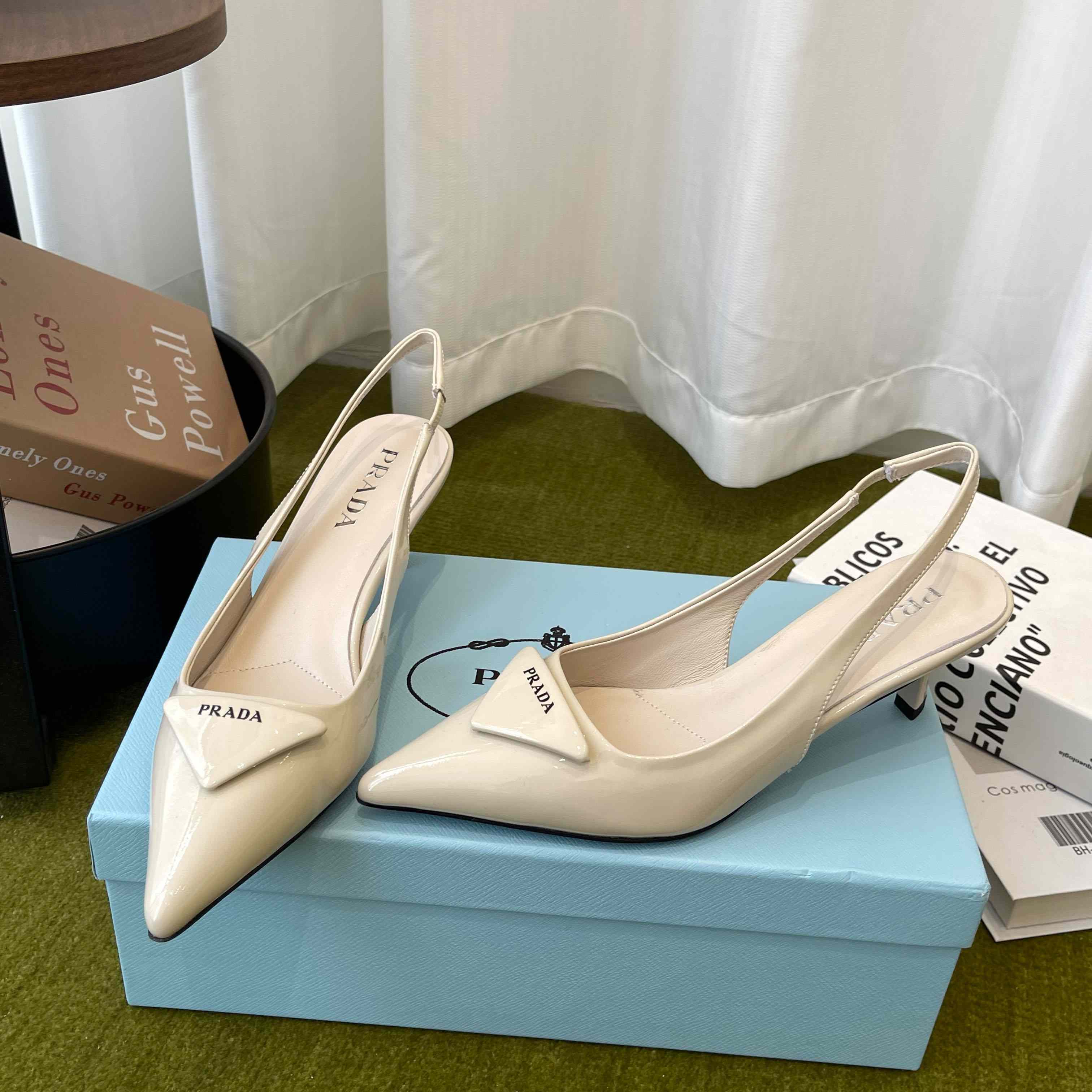 Prada Patent Leather Slingback Pumps - DesignerGu