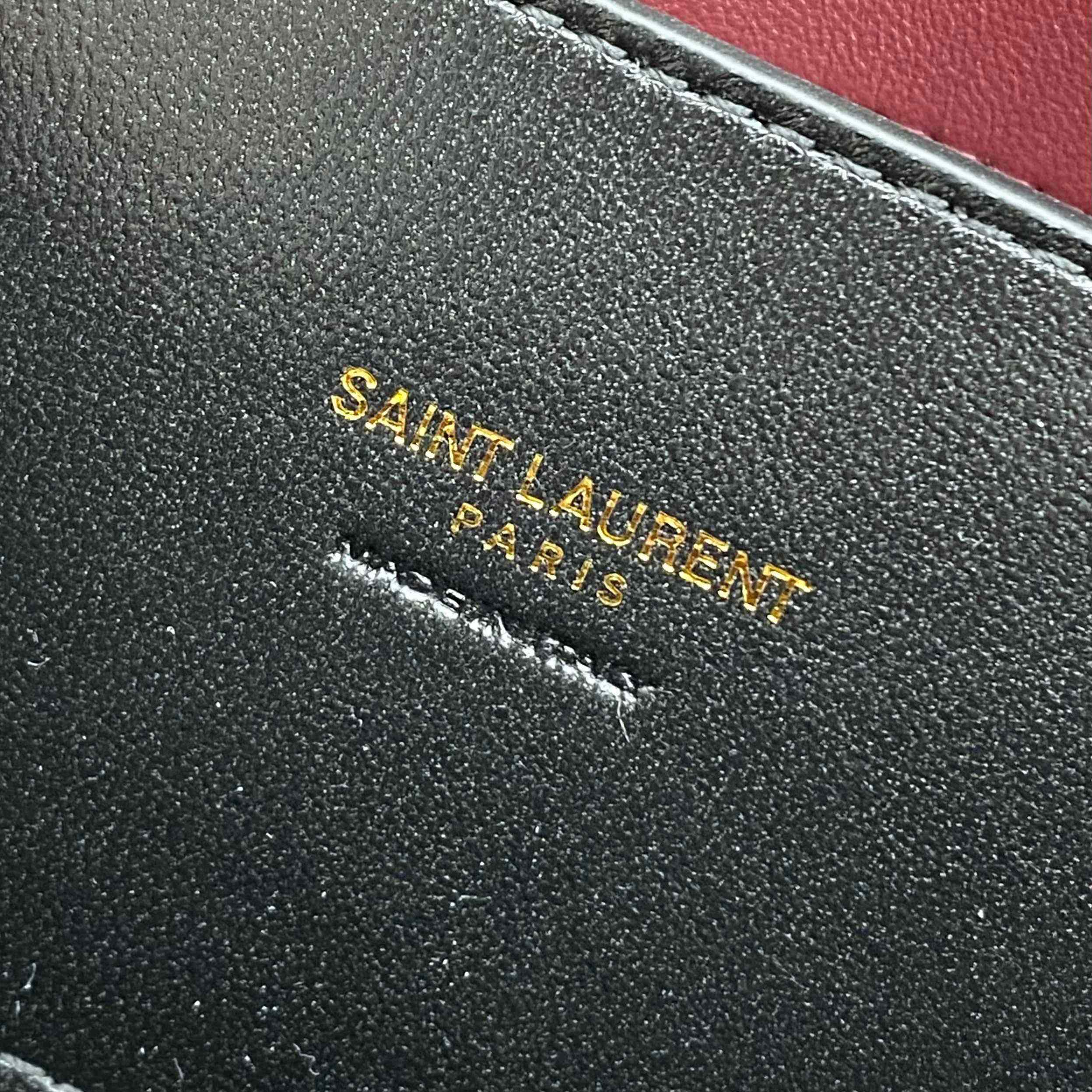 Saint Laurent LOULOU Toy Crossbody In MATELASSÉ Lambskin - DesignerGu