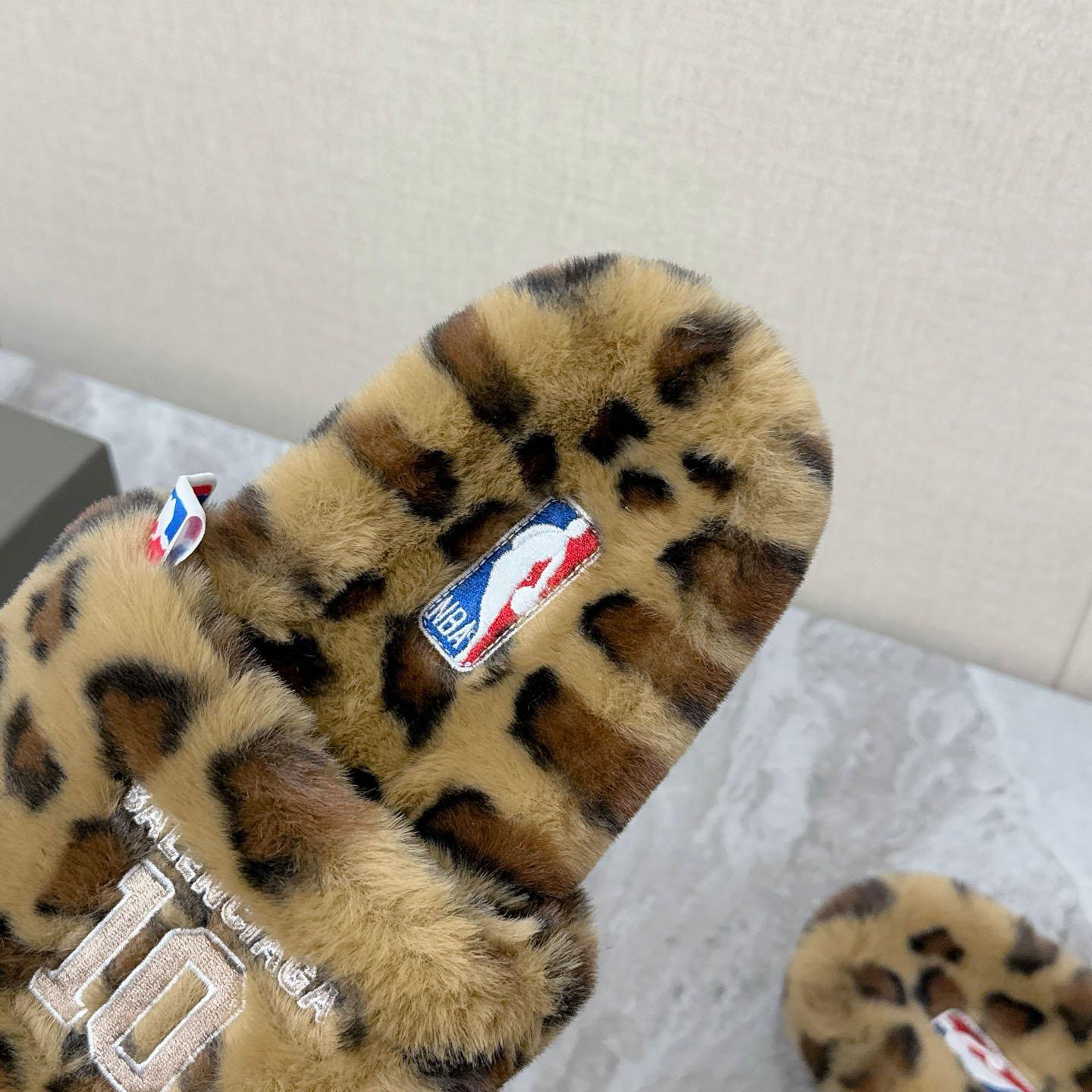 Balenciaga | Nba Collaboration Furry Open Mule - DesignerGu