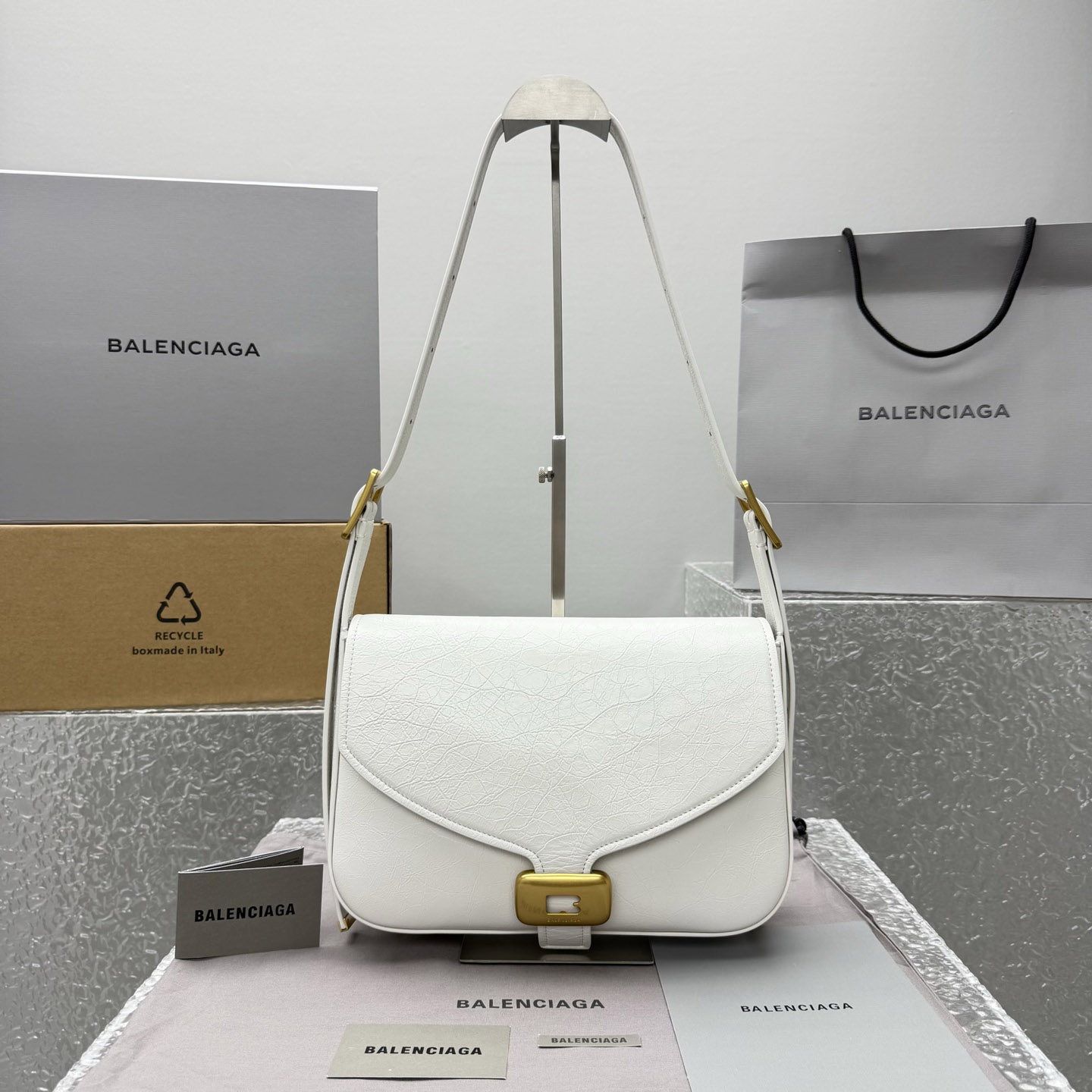 Balenciaga  Clicca Shoulder Bag - DesignerGu