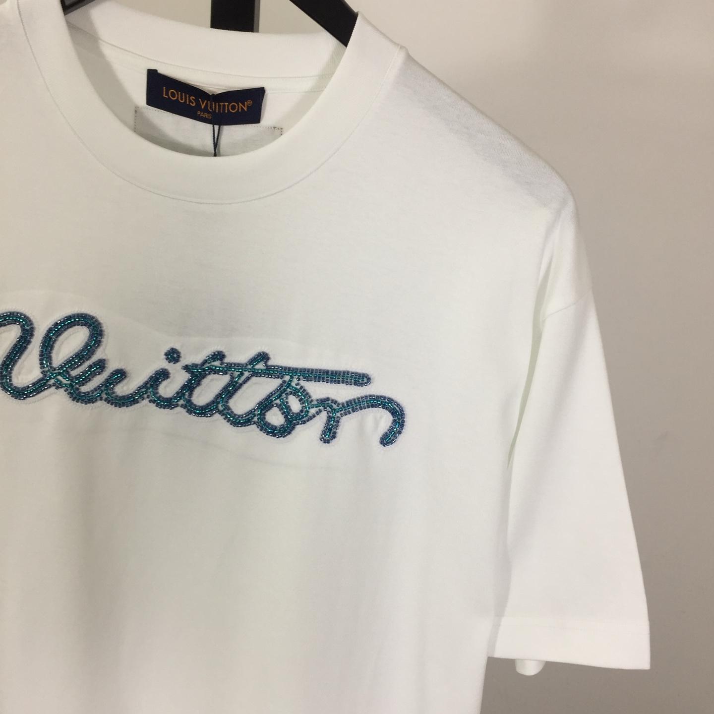 Louis Vuitton Logo Cotton T-Shirt  - DesignerGu