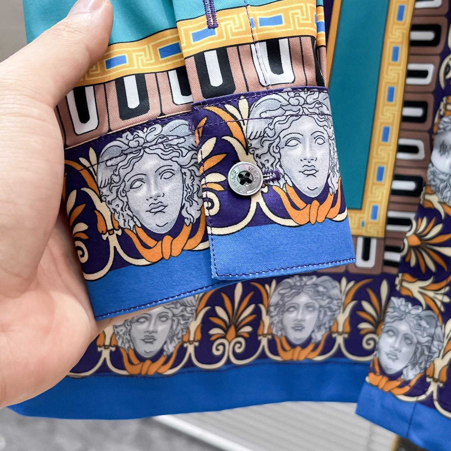 Versace Hall Of Statues Silk Cardigan - DesignerGu
