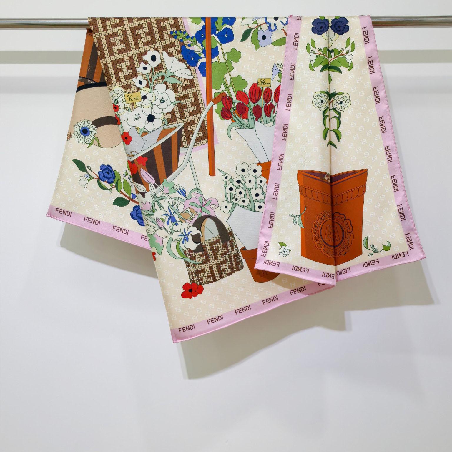 Fendi Gardening Foulard - DesignerGu