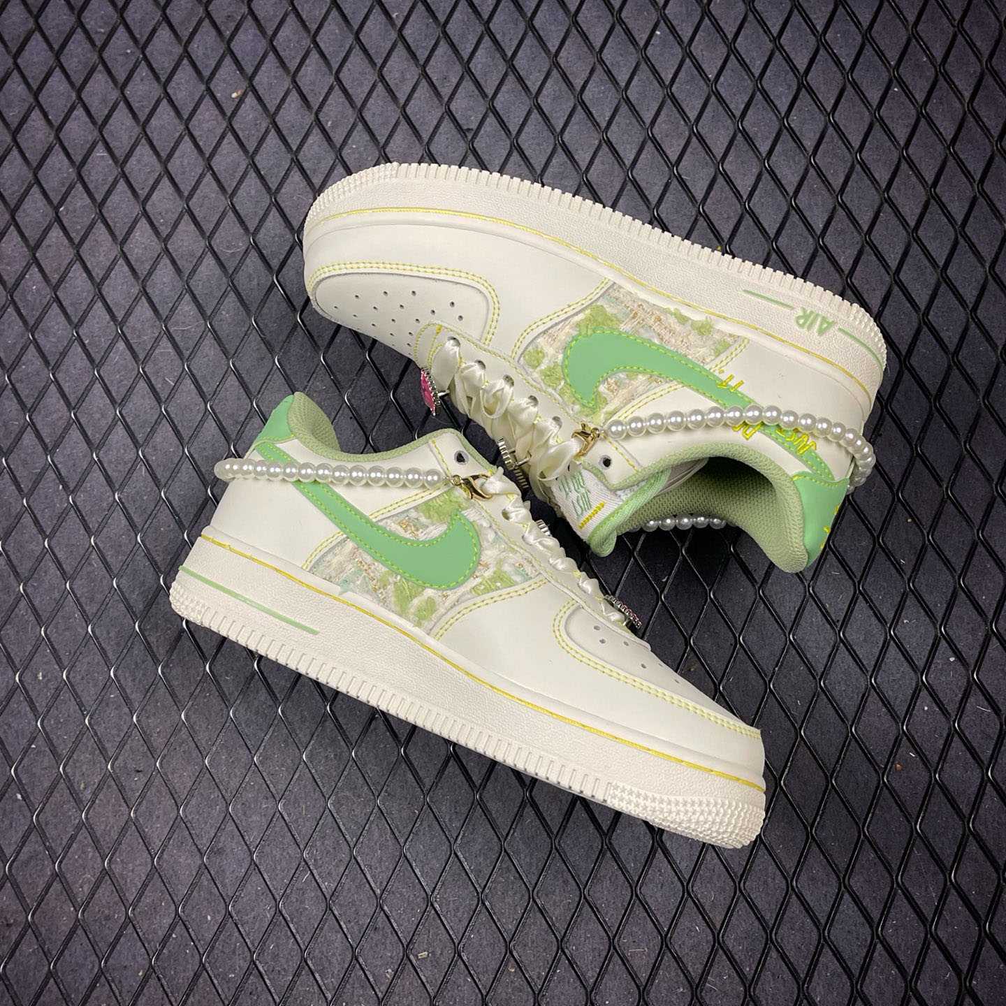 NIKE Air Force 1'07 Low Jade Pearl Canvas  FJ7740-111 - DesignerGu