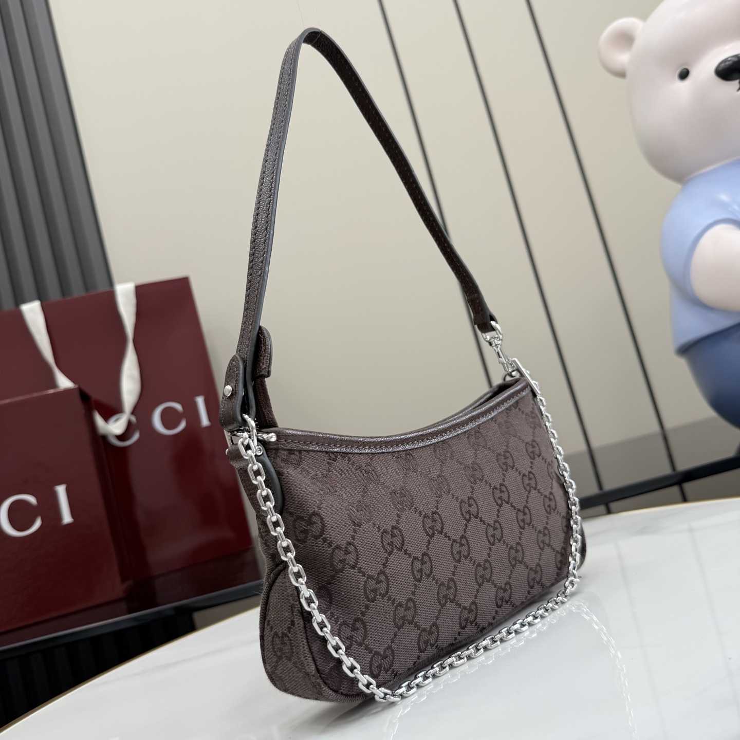 Gucci Gossip Small Shoulder Bag - DesignerGu