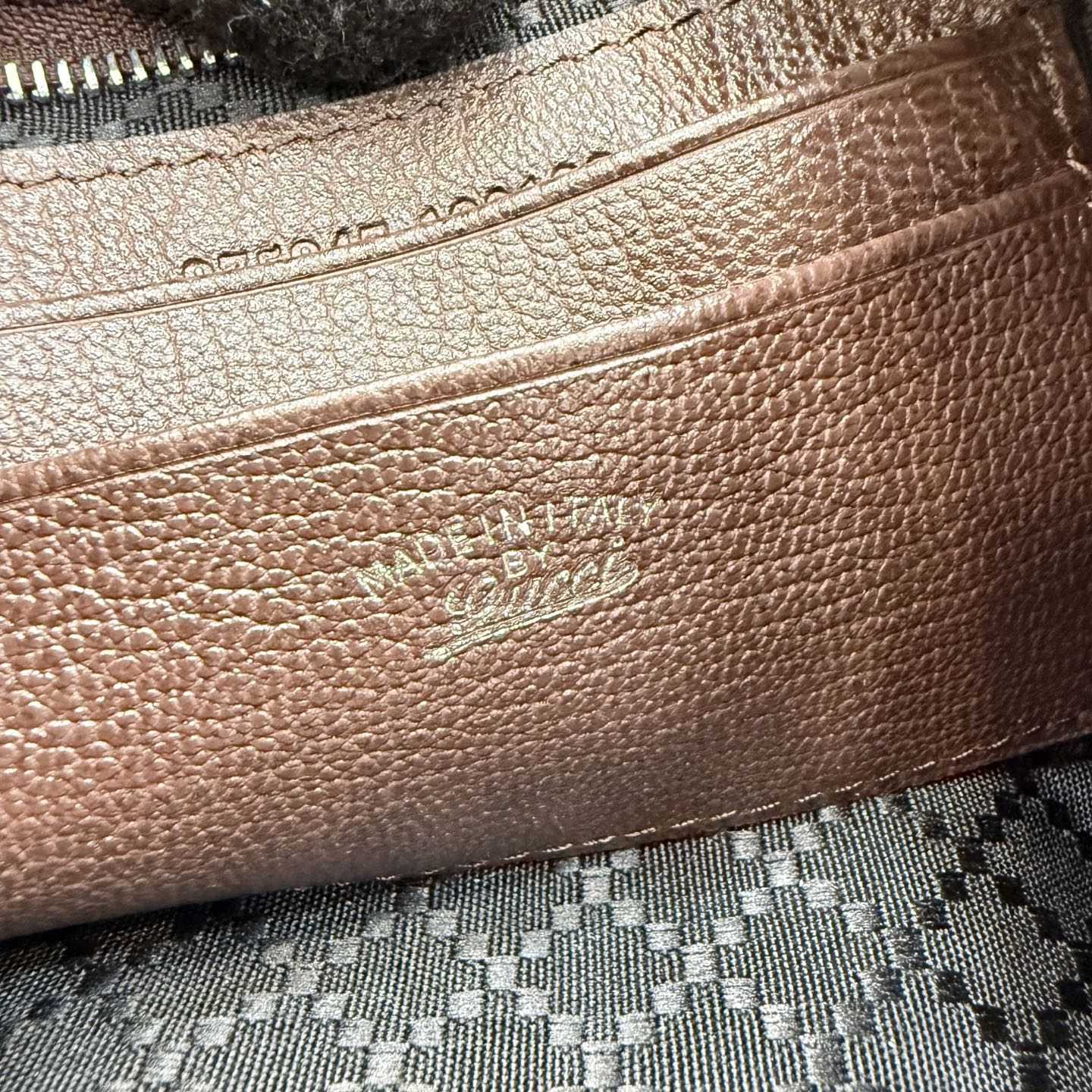 Gucci Gossip Small Shoulder Bag - DesignerGu