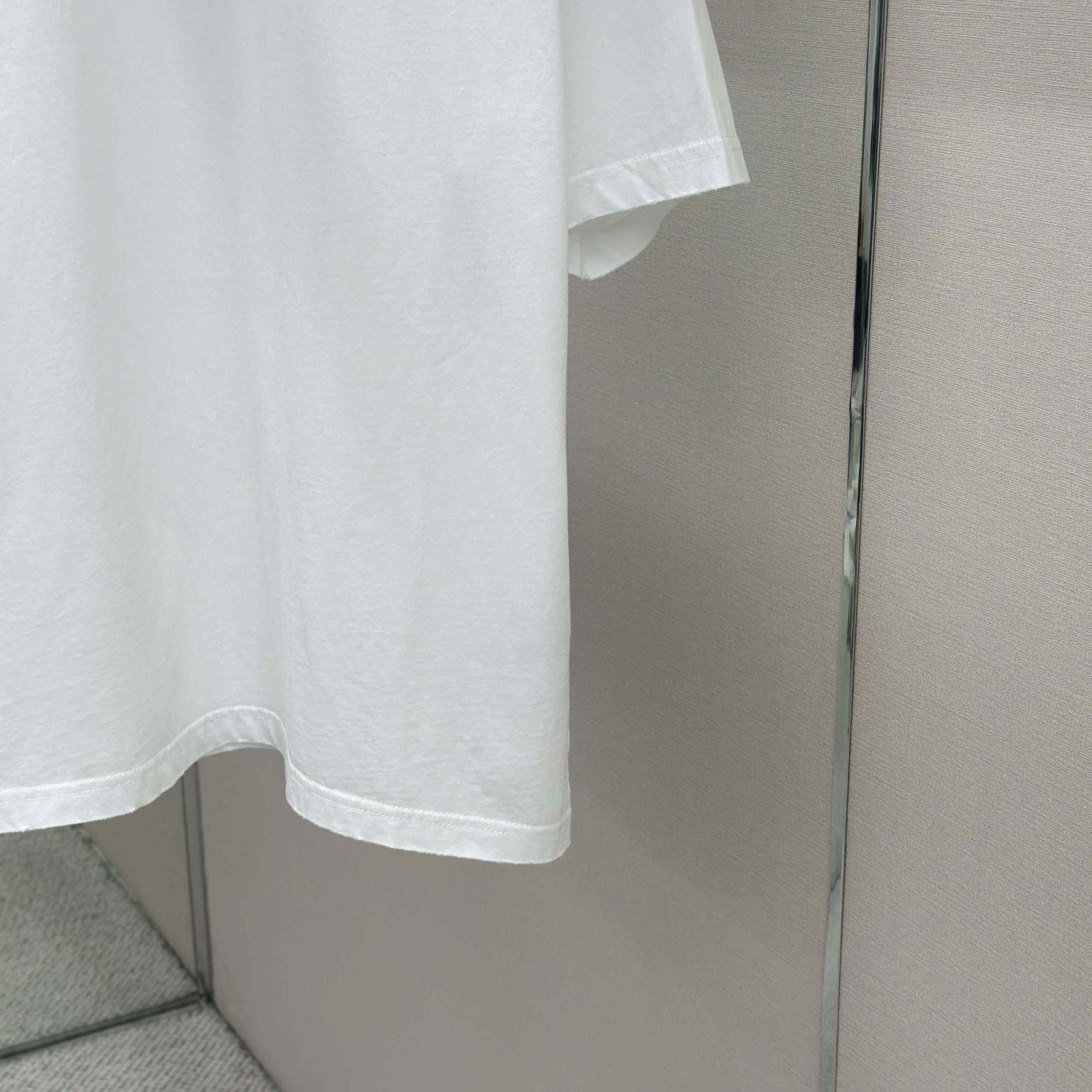 Balenciaga Sketchy Medium Fit T-Shirt - DesignerGu