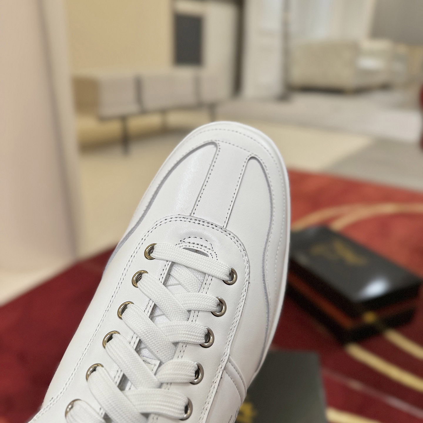 Christian Louboutin Retero Sneakers - DesignerGu