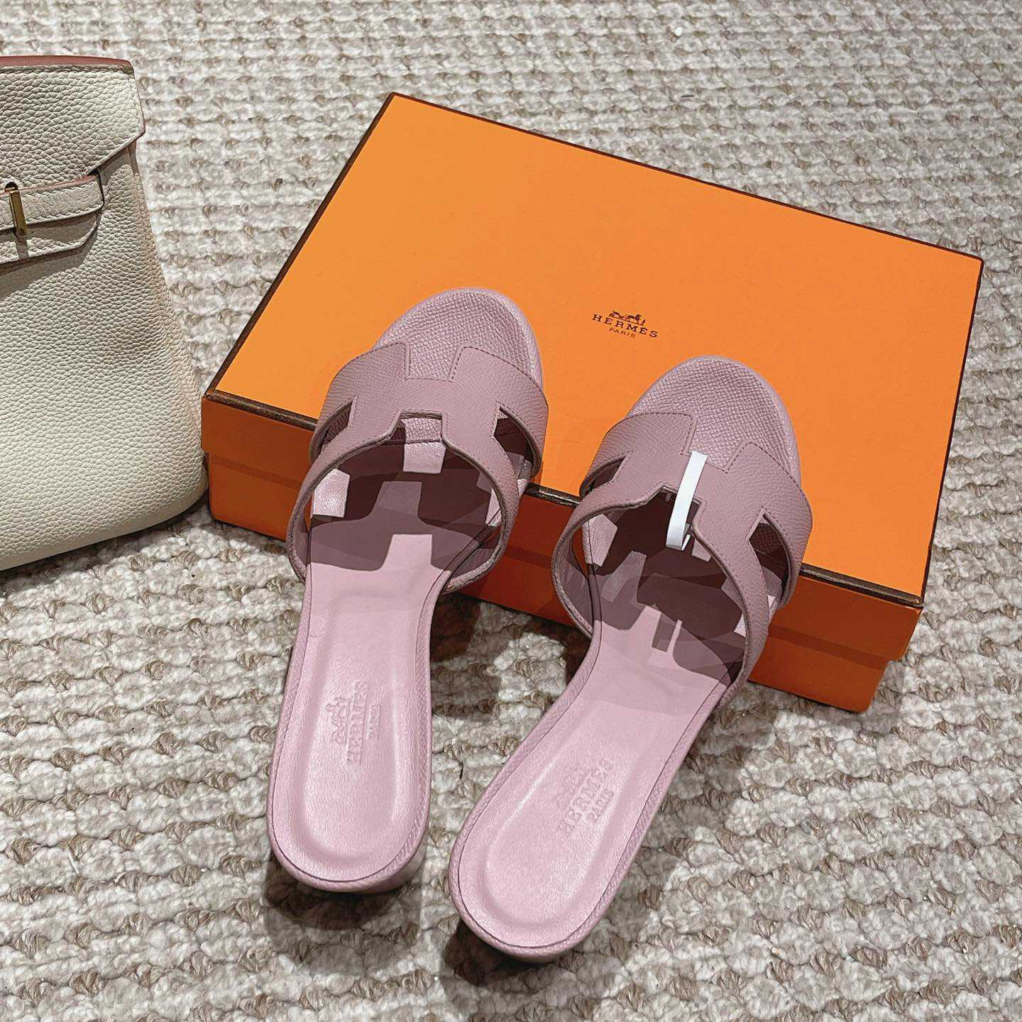 Hermes Oasis Sandal - DesignerGu