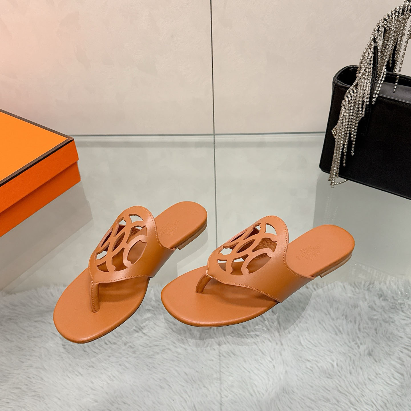 Hermes Mage Sandal - DesignerGu