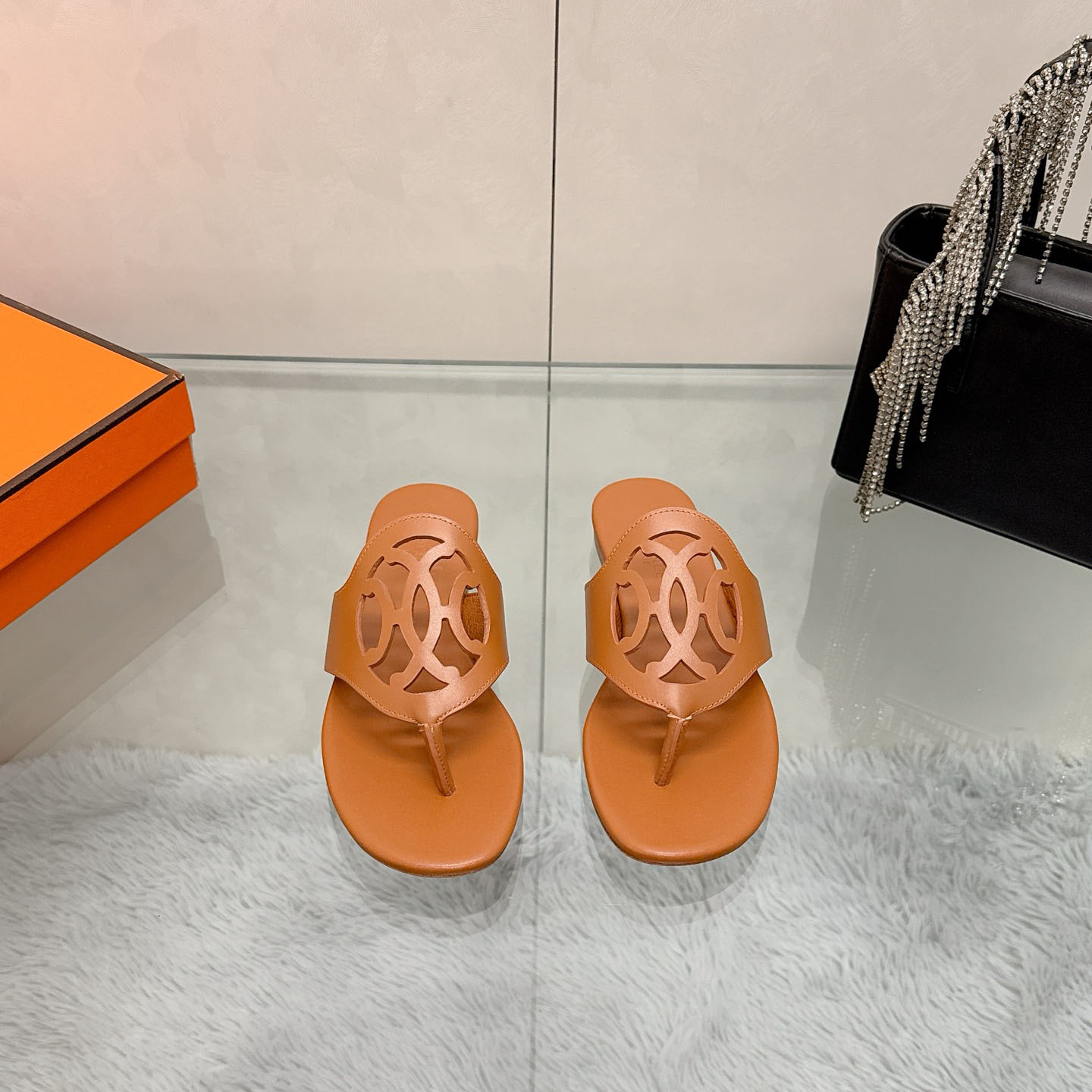 Hermes Mage Sandal - DesignerGu