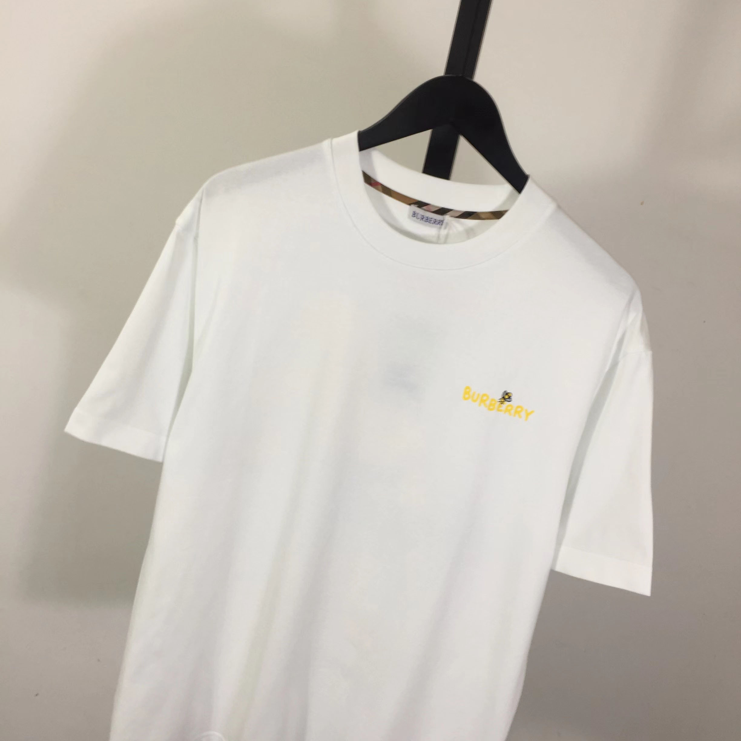 Burberry Bee-Print T-shirt - DesignerGu
