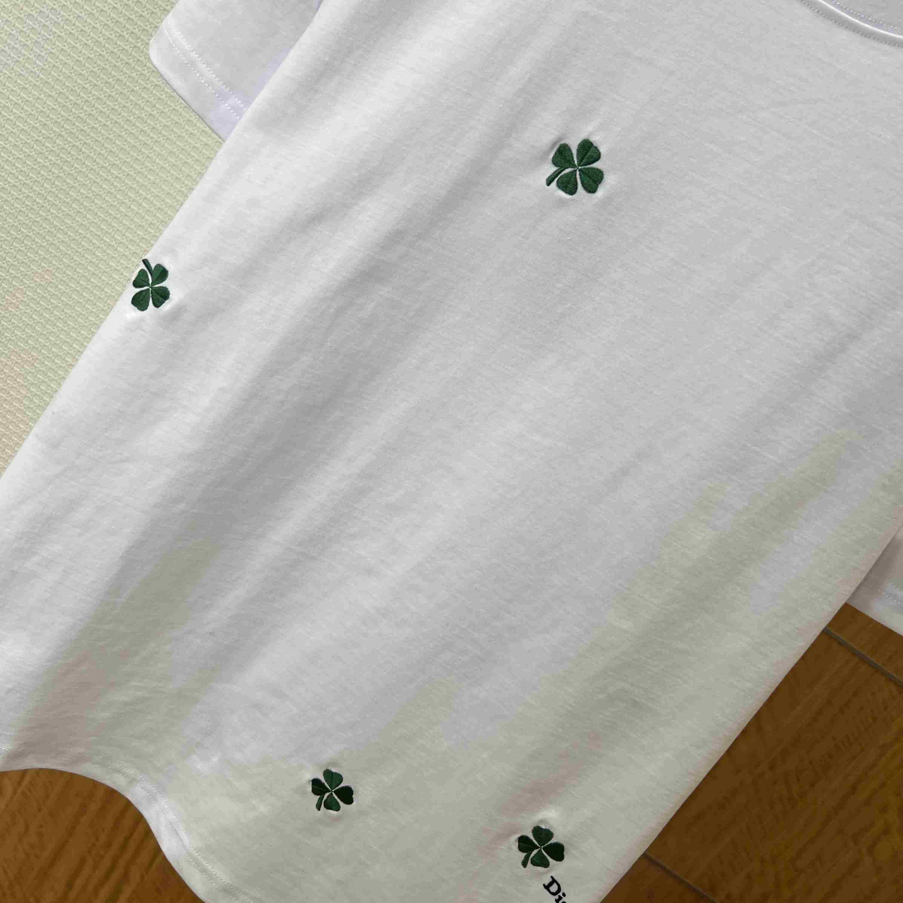 Dior T-Shirt with Dior Clover Embroidery - DesignerGu
