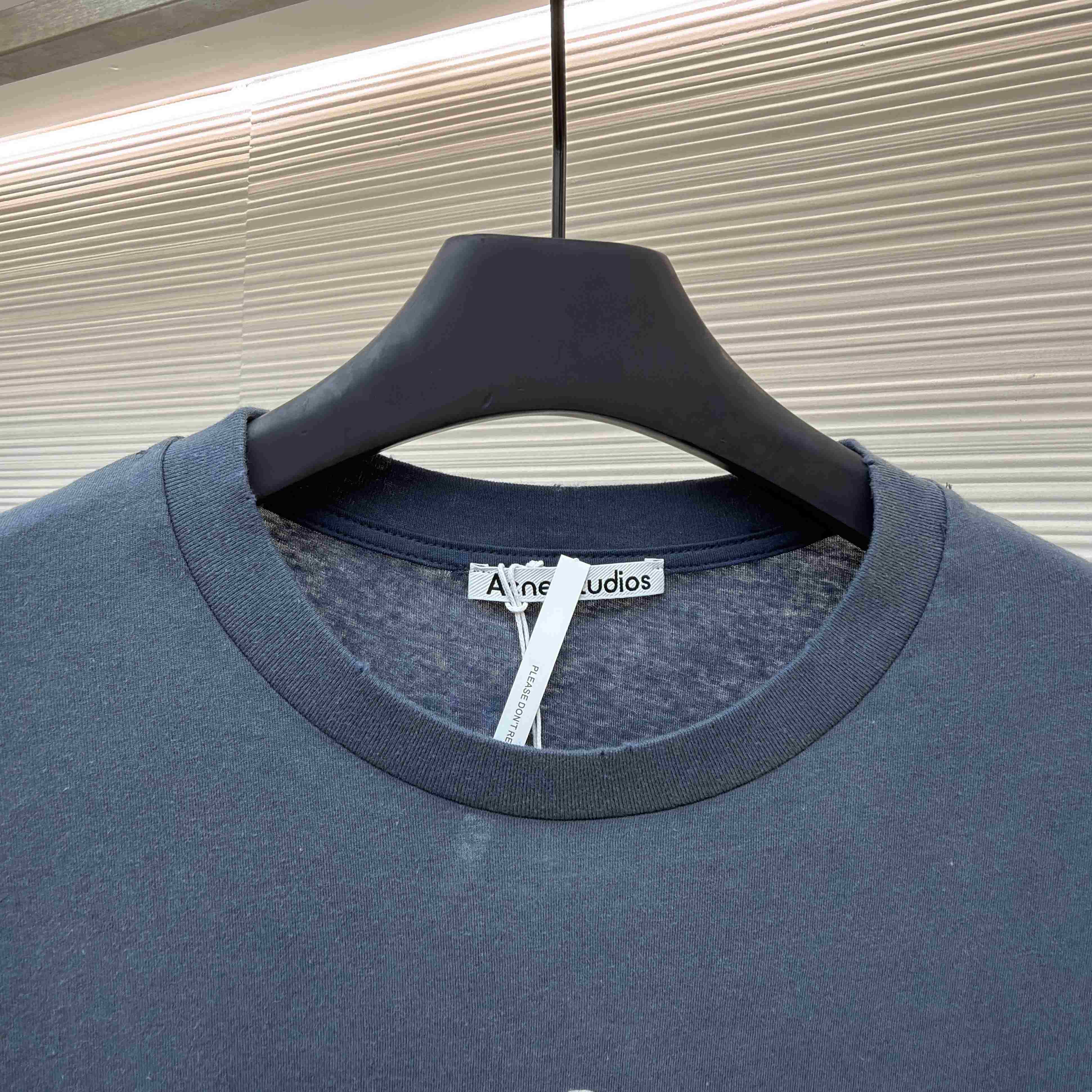 Acne Studios  Sprayed Logo T-shirt - DesignerGu