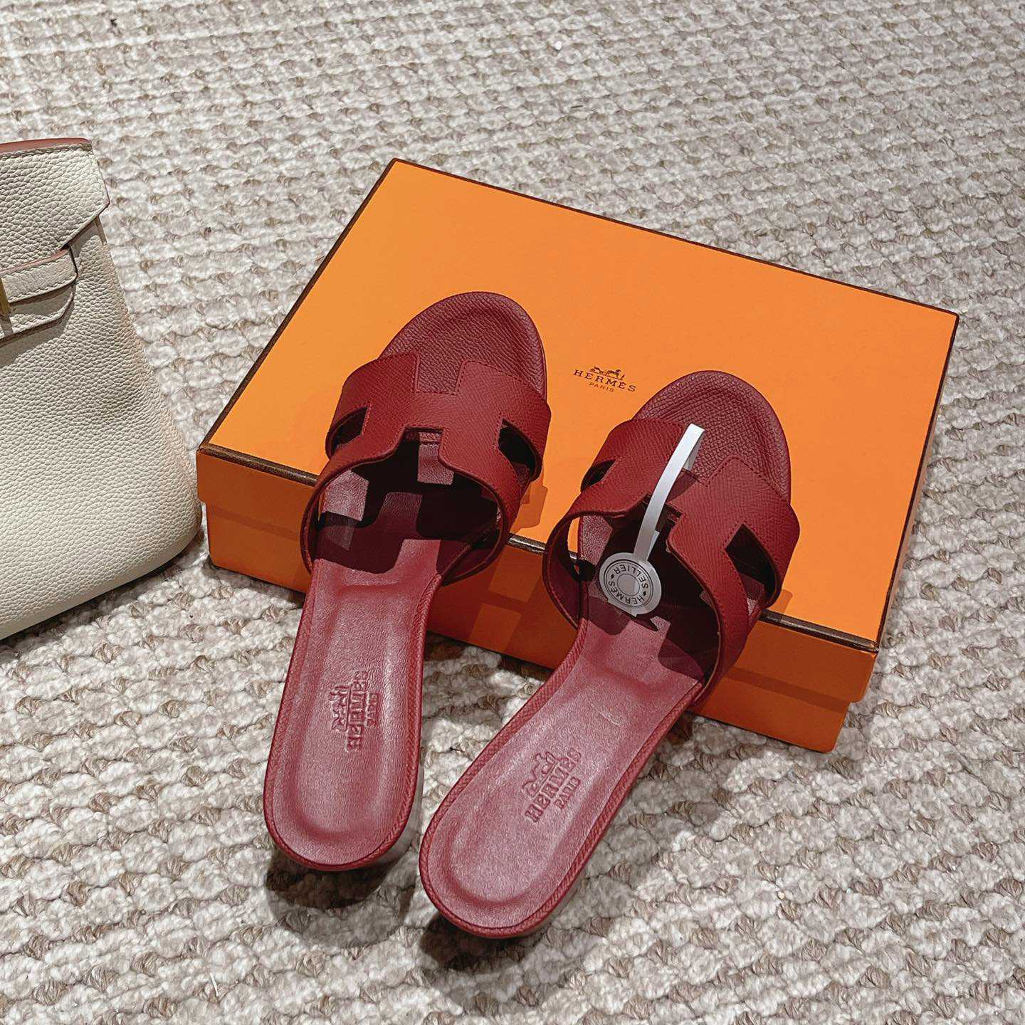 Hermes Oasis Sandal - DesignerGu
