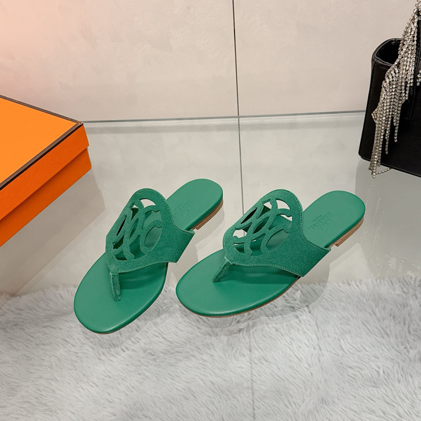 Hermes Mage Sandal - DesignerGu