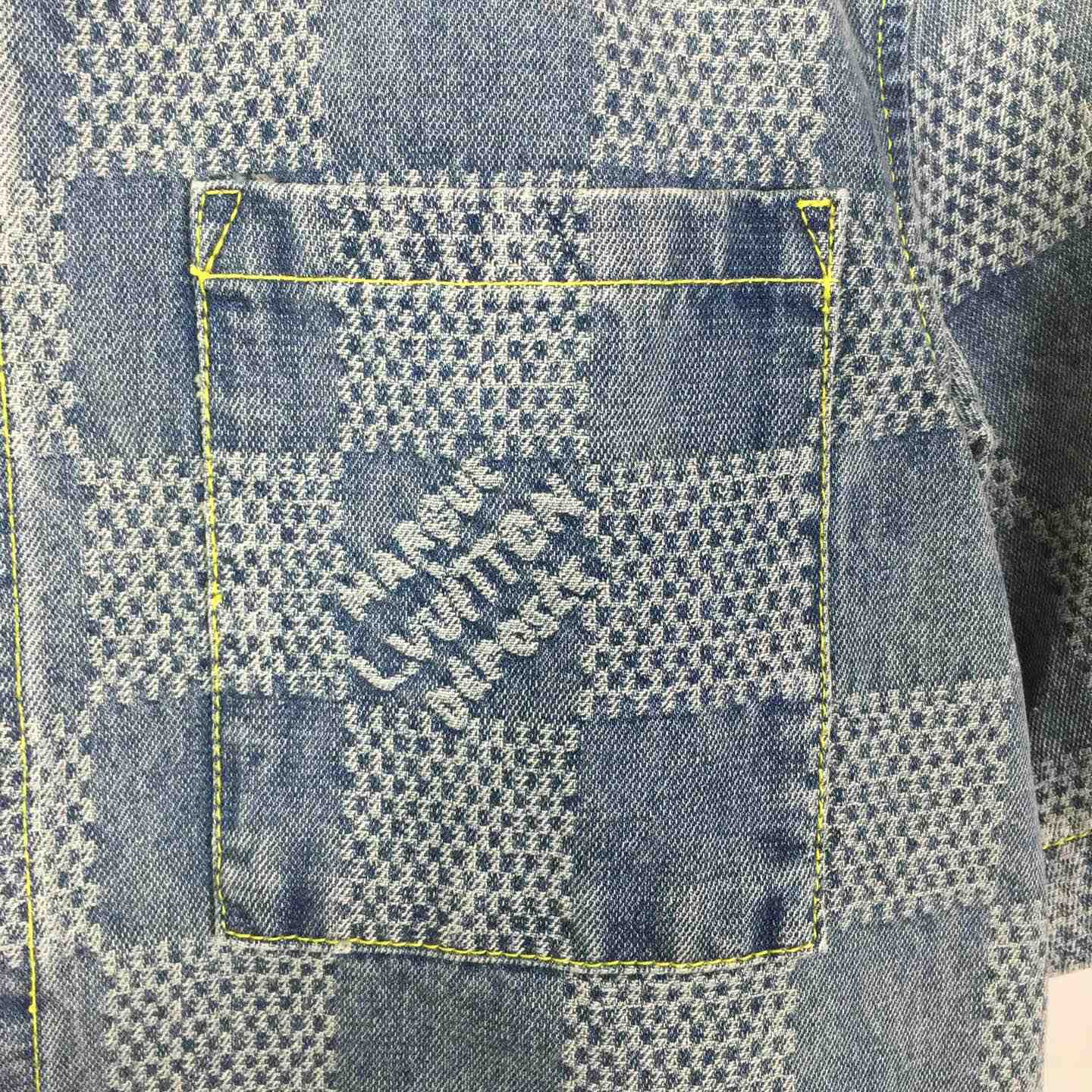 Louis Vuitton Damier 3D Light Denim Short-Sleeved Shirt 1AHVZ4 - DesignerGu